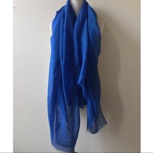 Oversized Lightweight Scarf